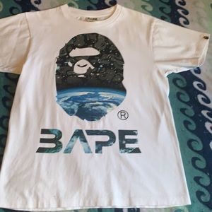 Men Bape shirt worn once